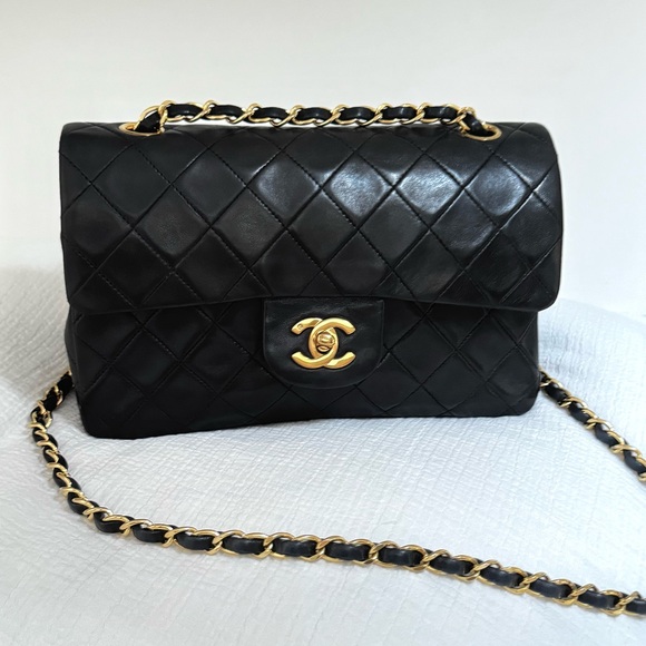 CHANEL CLASSIC DOUBLE FLAP BAG VINTAGE 1988 SMALL Black 24K Gold - Picture 2 of 16